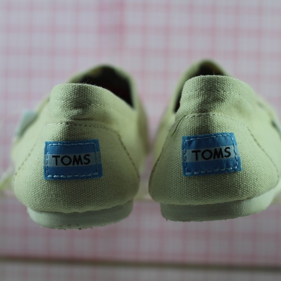 NWT Toms Alpargatas - Picture 14 of 16